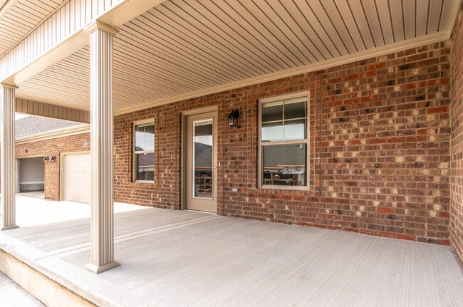 Building Photo - 184 Garden Gate Dr