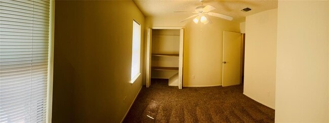 Building Photo - 1206 Tartan Ln