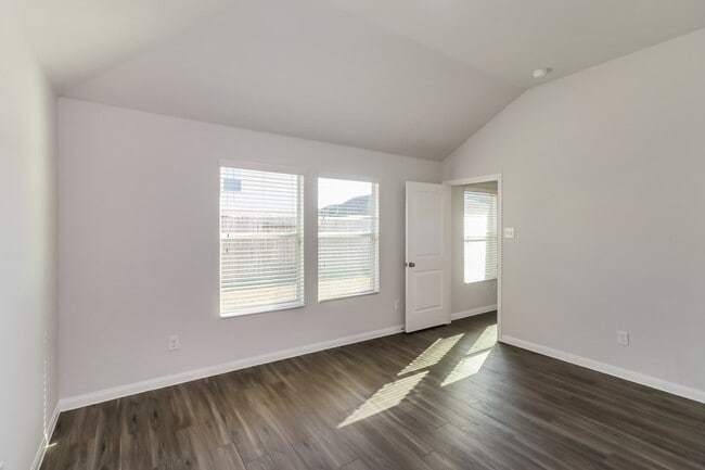 Building Photo - 2603 Montecito Ln