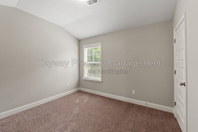 Building Photo - 4502 Chestnut Trl