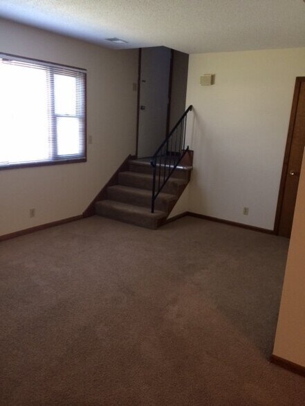 Living room - 1145 Ohio St