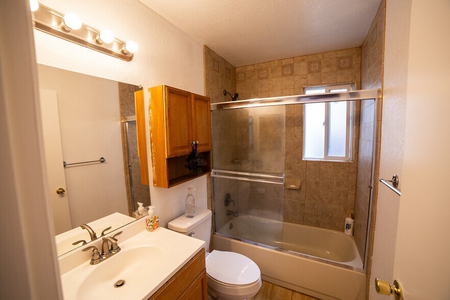 Building Photo - 3156 Christopher Way