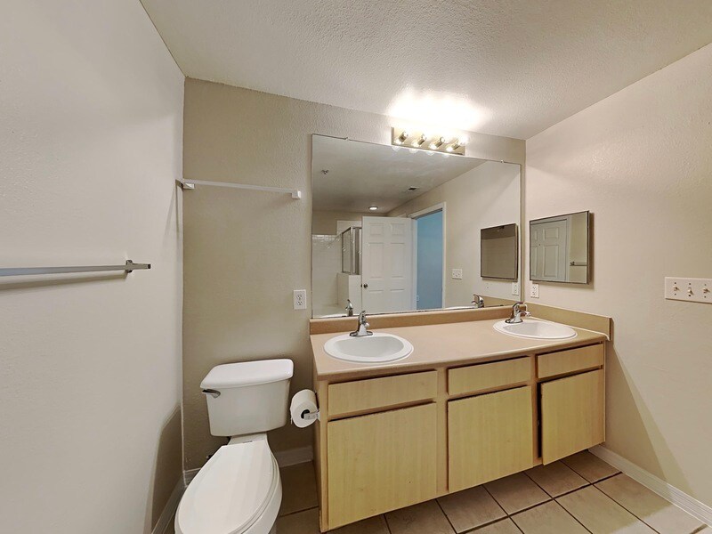 Building Photo - 1101 Vintage Village Ln