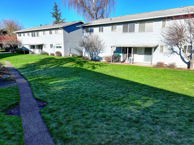 Building Photo - Modern Living Meets Timeless Comfort! 2 be...