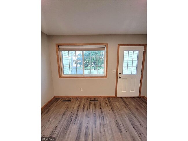 Building Photo - 3553 Sterling Heights Dr