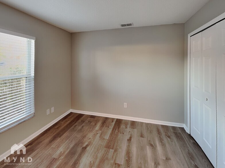 Building Photo - 2581 Sage Dr