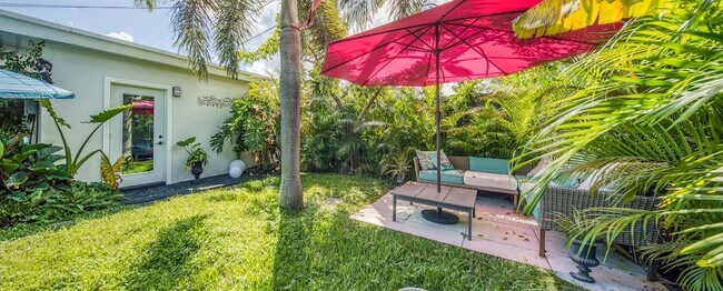 Building Photo - 1331 North N Street