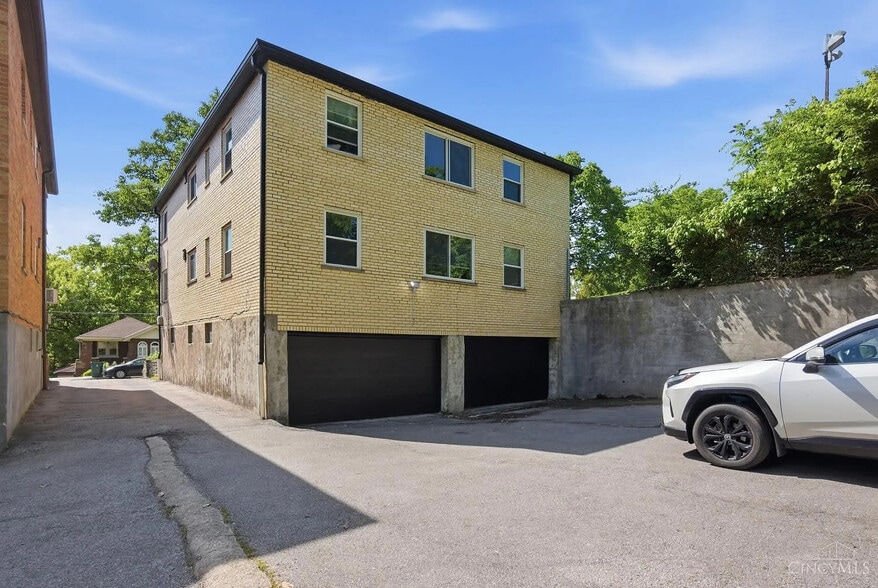 Building Photo - 6254 Cortelyou Ave