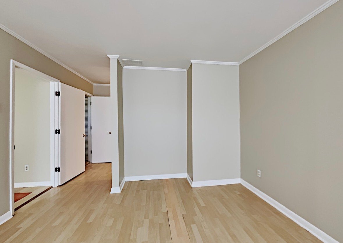 Building Photo - 119 S Falcon Bluff
