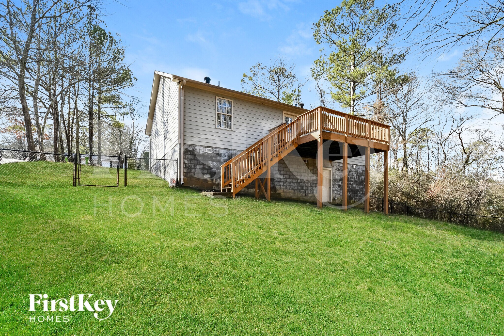 Building Photo - 290 Mill Rd