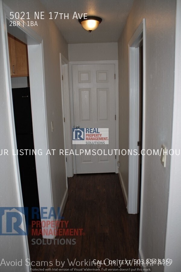 Building Photo - 5021 NE 17th Ave