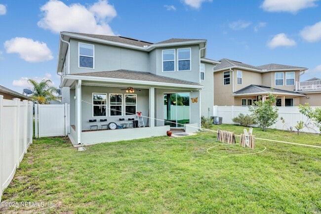 Building Photo - 12237 Woodview Dr