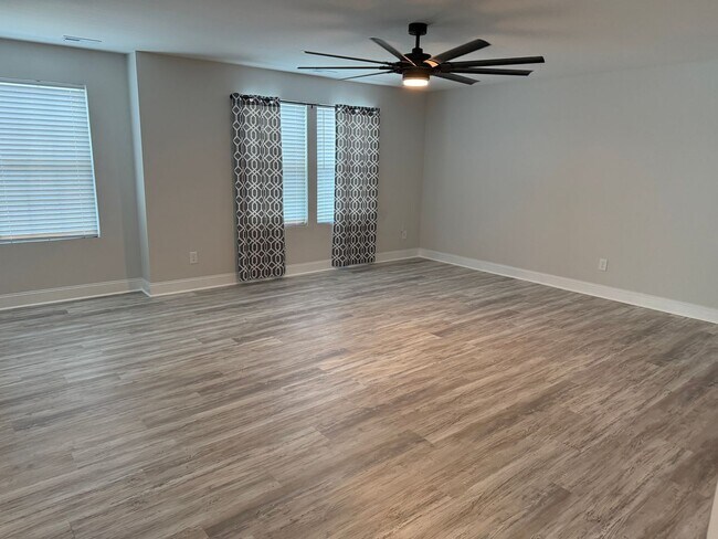 Building Photo - 315 Neuse Dr