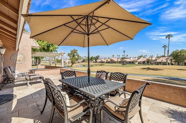 Building Photo - 42654 Sand Dune Dr