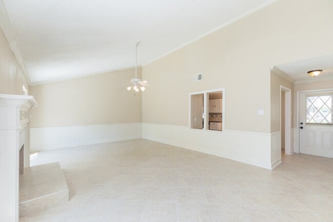 Building Photo - 4106 Kitchen Hill Ln