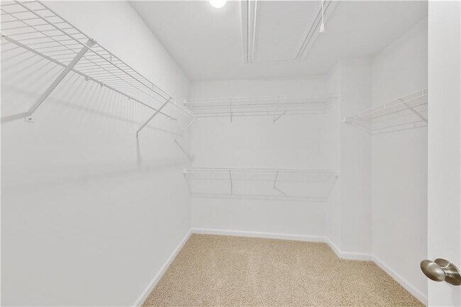 Building Photo - 4200 Pierson Trce