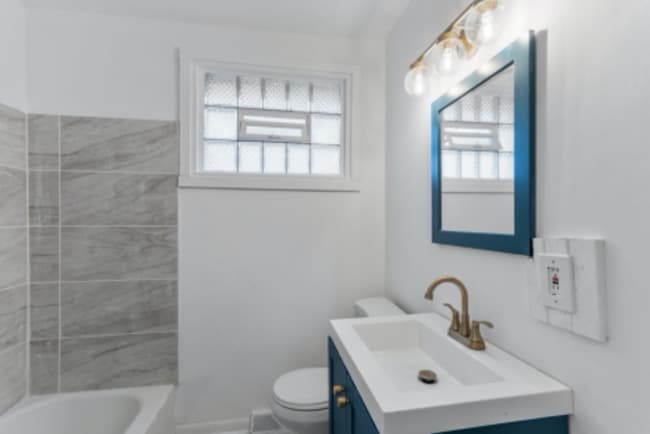 Building Photo - 8920 S Carpenter St