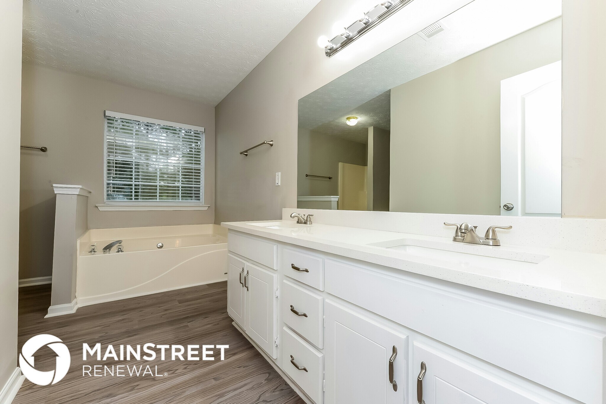 Building Photo - 4588 Latchwood Dr