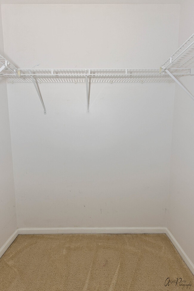 Building Photo - 1187 N Red Oak Cir