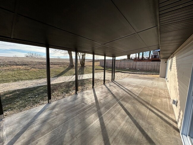 Building Photo - Now available for rent — this top-quality, beautifully updated home!