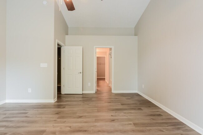 Building Photo - 8116 Melbourne Ln