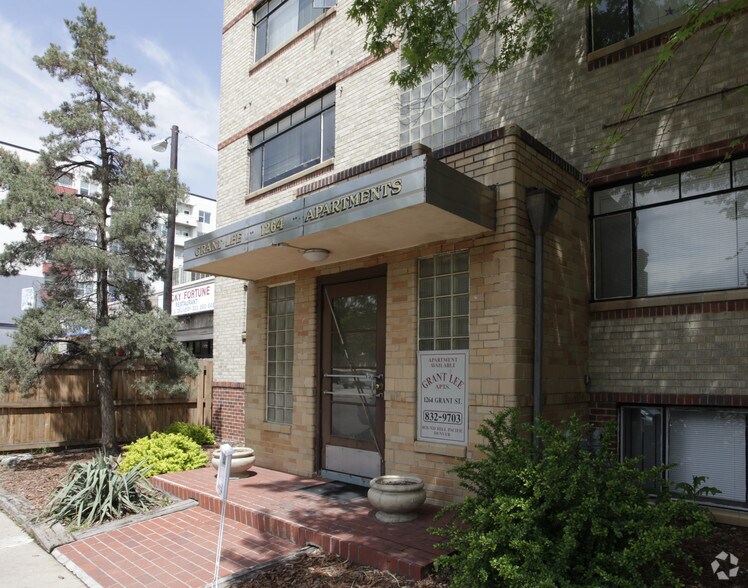 Building Photo - The Grant-Lee