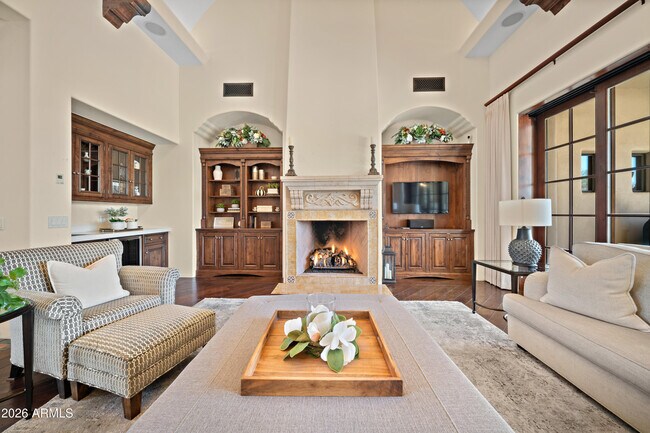 Building Photo - 9290 E Thompson Peak Pkwy