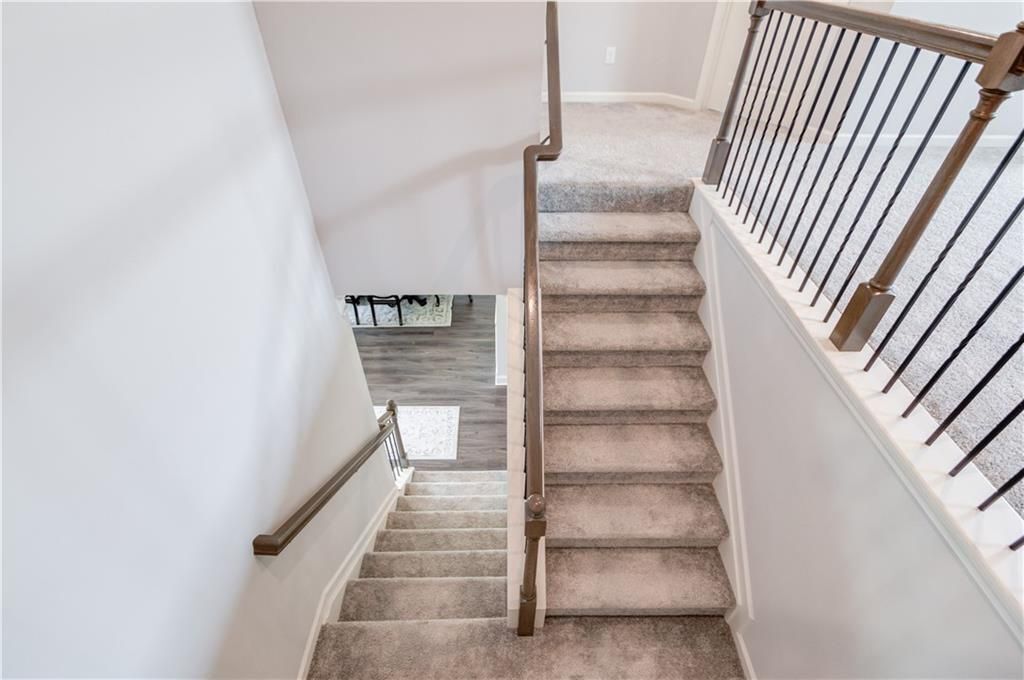 Building Photo - 404 Henson Farm Dr