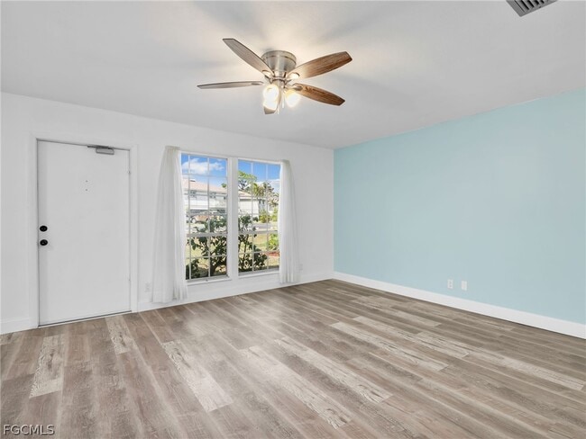 Building Photo - 3297 Royal Canadian Trace