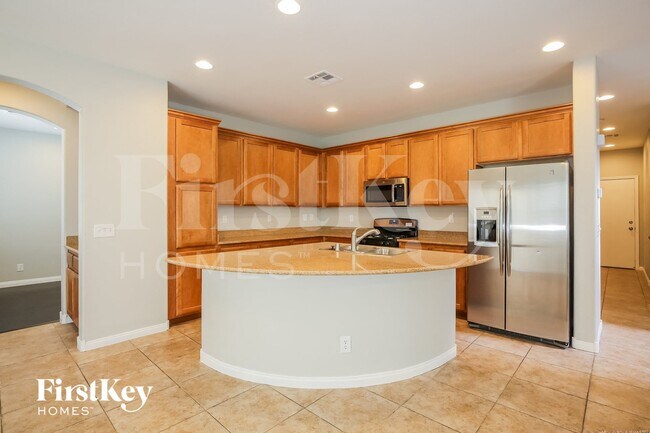 Building Photo - 6229 Green Heron St