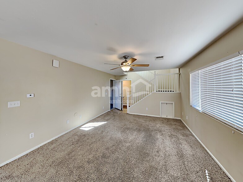 Building Photo - 5163 Pelican St
