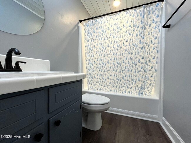 Building Photo - 105 Scuppernong Ct