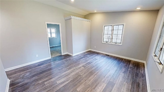 Building Photo - 222 Dupont Ave