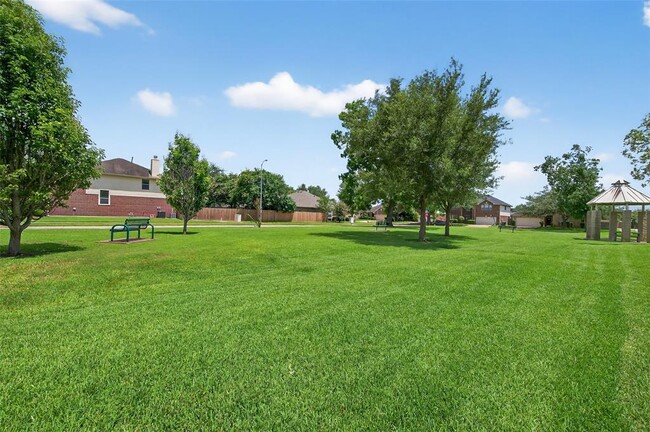 Building Photo - 3214 Southmere Ln