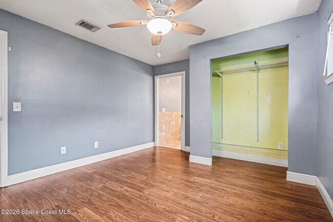 Building Photo - 512 Dijon Dr