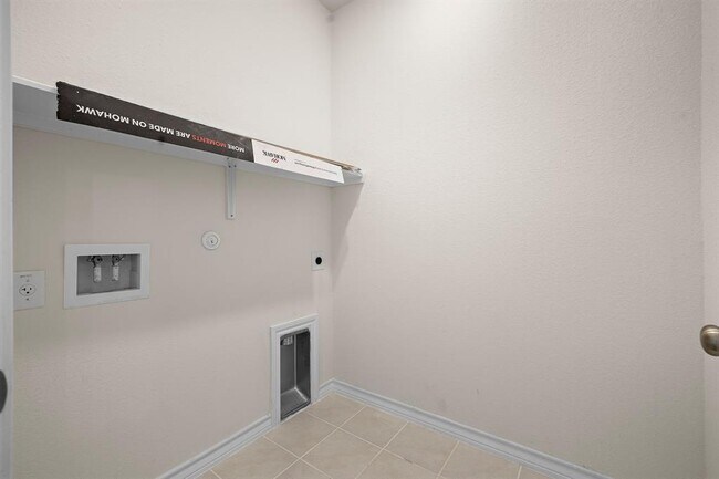 Building Photo - 316 Caisson Trl