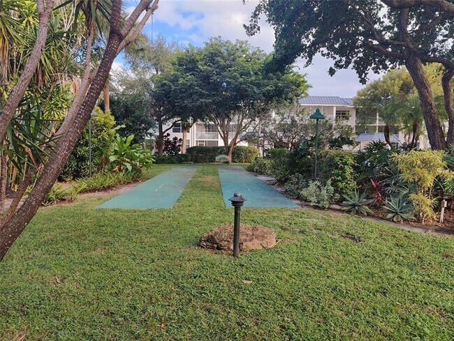 Building Photo - 4025 N Federal Hwy