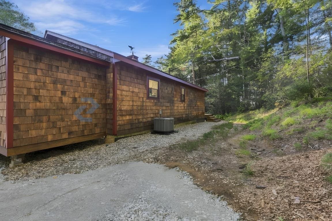 Building Photo - Unit