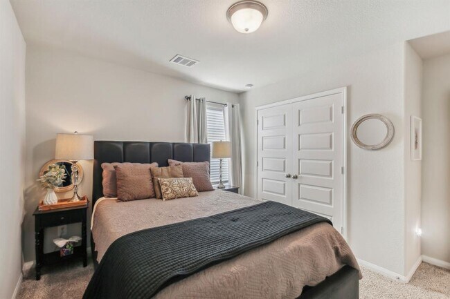 Building Photo - 17722 Hanson Ridge Dr