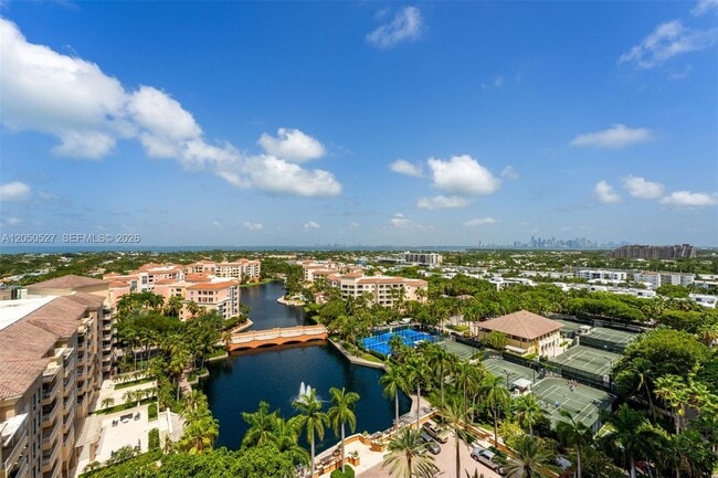 Building Photo - 785 Crandon Blvd