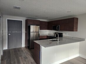 Building Photo - 4424 S Texas Ave