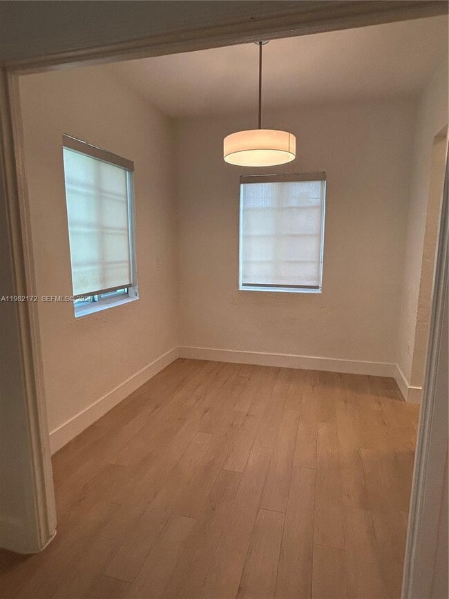 Building Photo - 1025 Meridian Ave