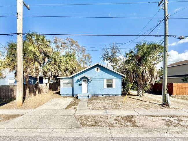 Building Photo - 1914 31st St S