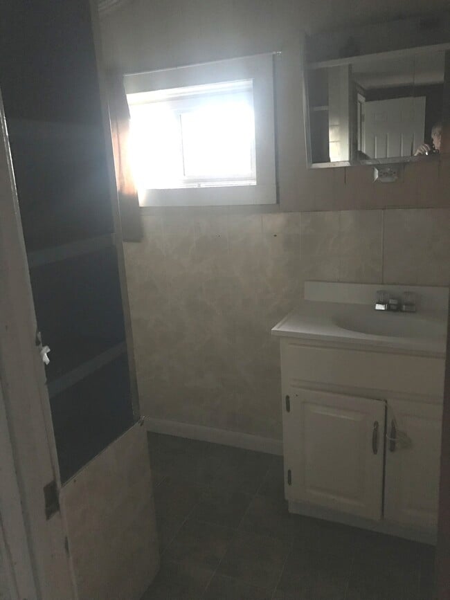 Building Photo - 1851 Co Rd 232