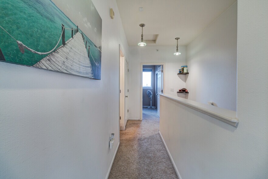 Building Photo - 2951 W Riverwalk Cir