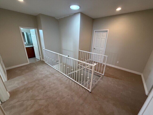 Building Photo - 3BR / 2.5BATH Imperial Beach Home | Private Yard & Attached 2-Car Garage