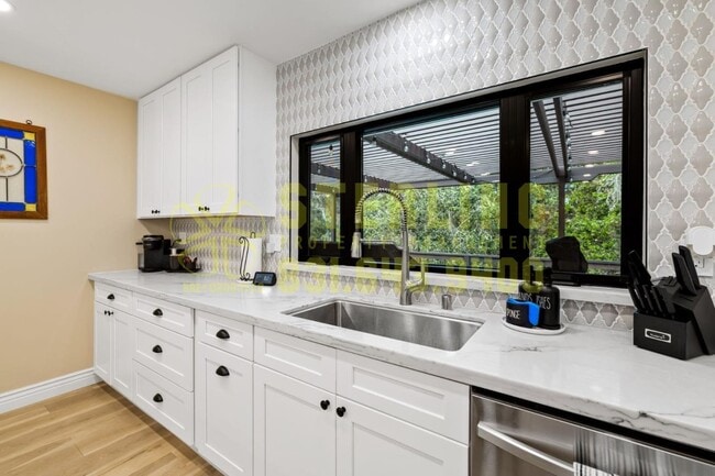 Building Photo - 2040 Marsala Cir