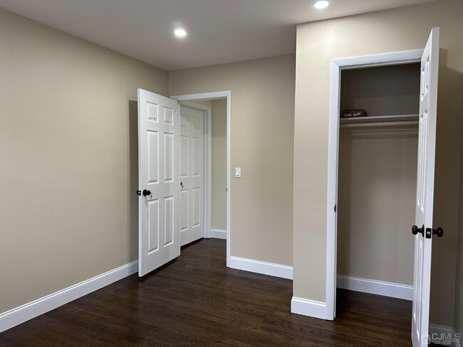 Building Photo - 145 Main St