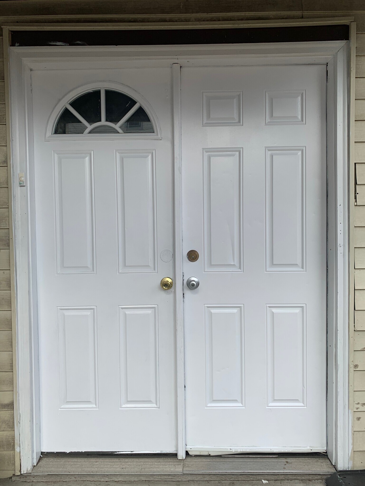 Building Photo - 69 Schley St