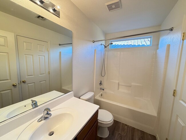 Building Photo - 8798 Parsons Ridge Ave